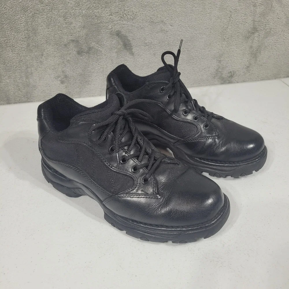 Danner Boots Mens 9 Striker 30 Black Tactical Duty Shoes Leather 42902